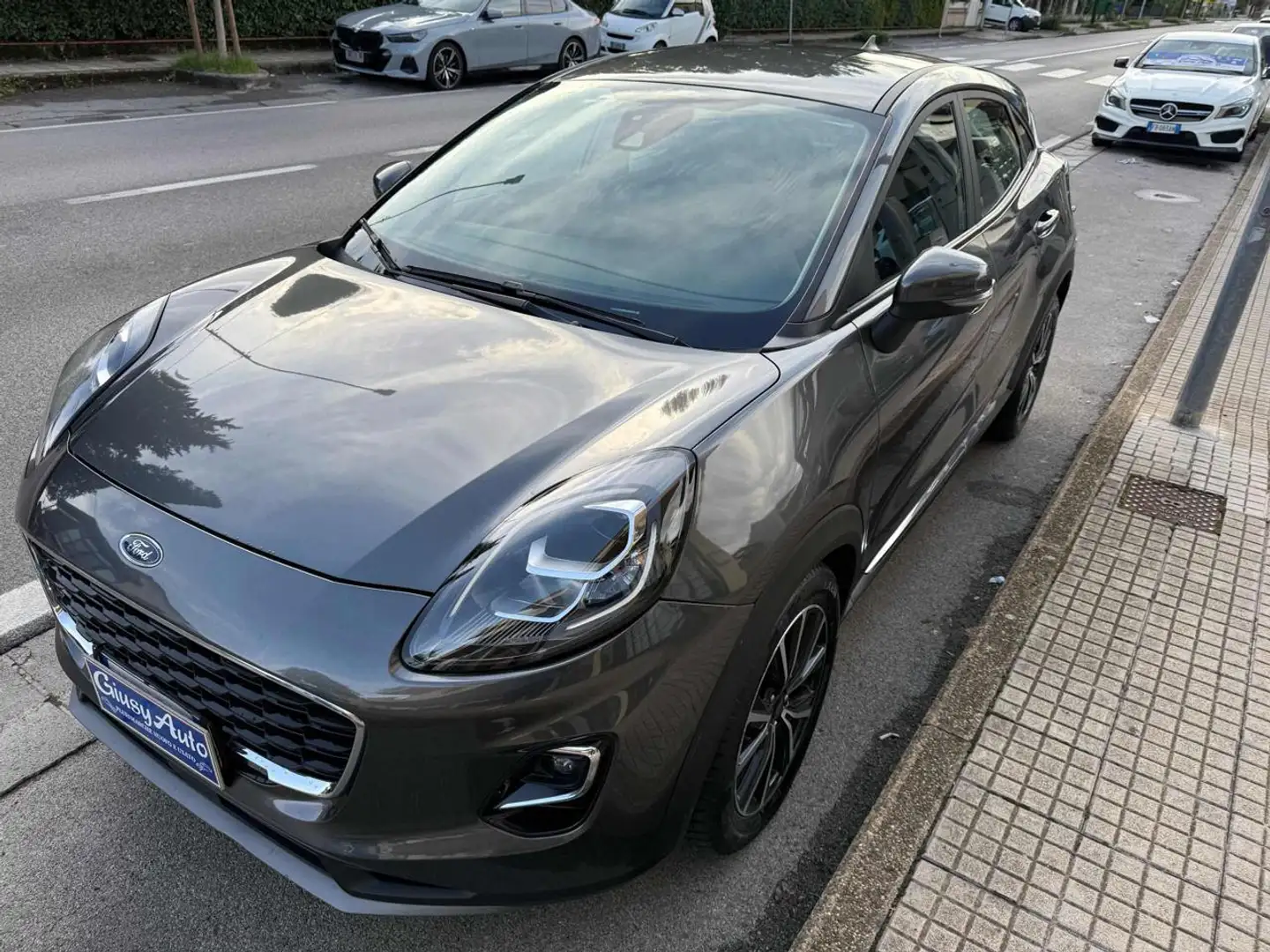Ford Puma 1.0 EcoBoost Hybrid 125 CV S&S Titanium Gris - 1