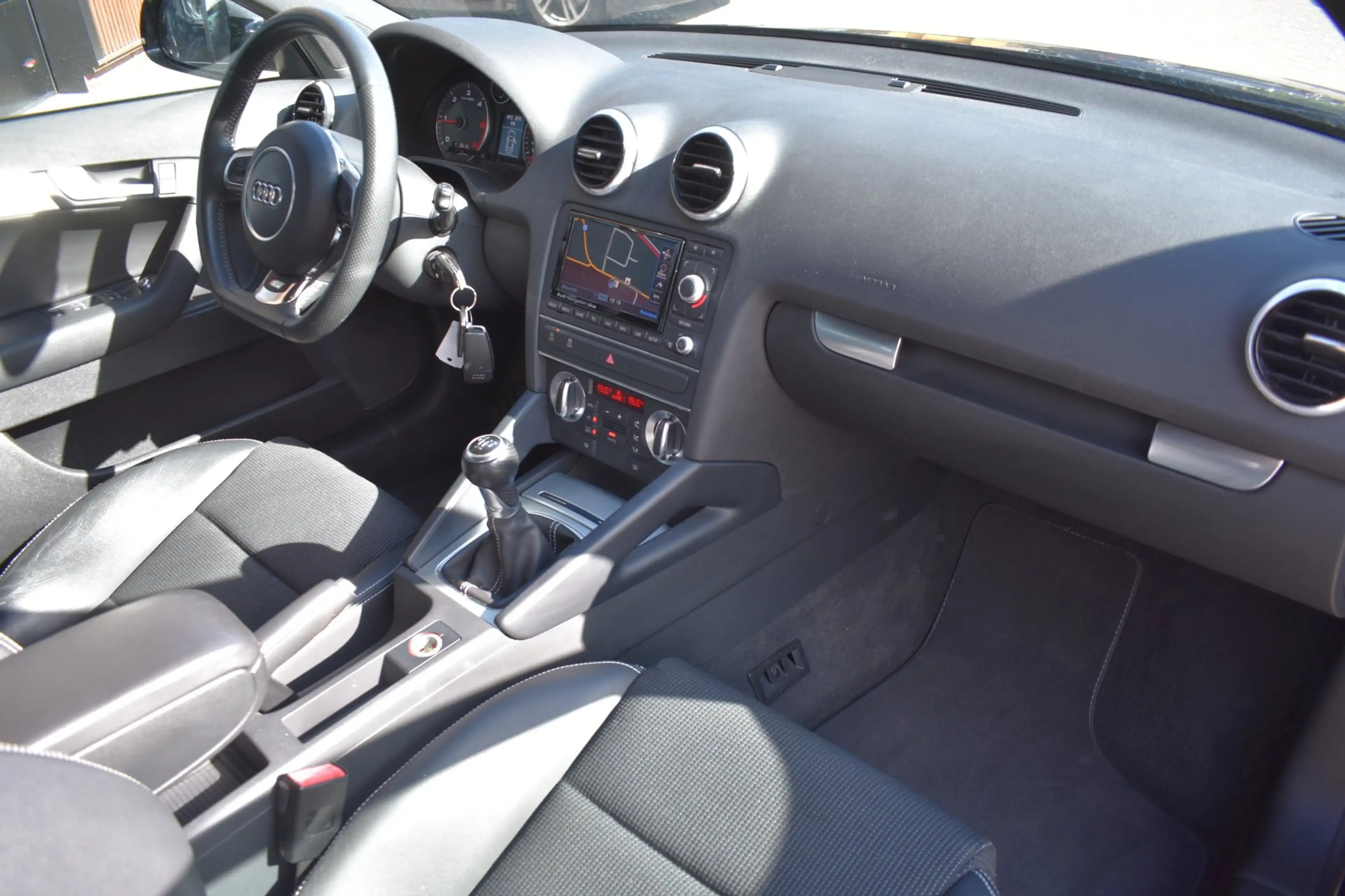 Audi A3 Sportback 1.6 TDI S Edition '13 Xenon Clima Navi C — photo 11
