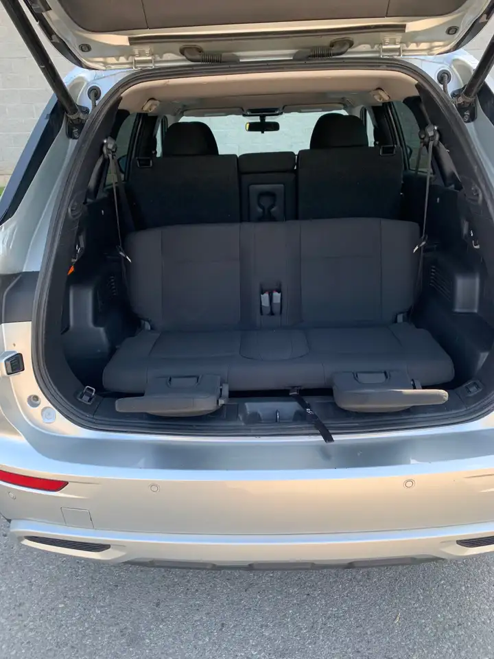 Mitsubishi Outlander снимка Mitsubishi Outlander