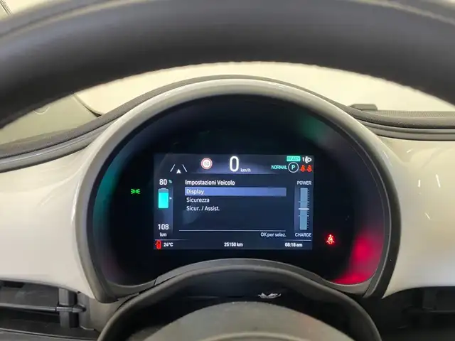 Fiat 500e view 5