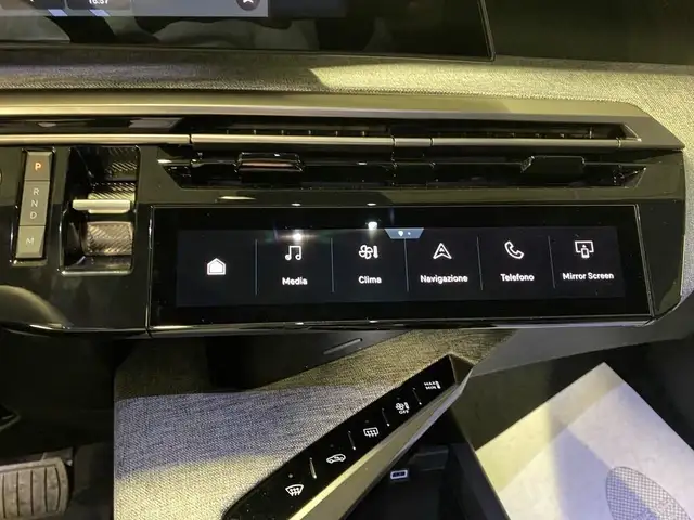 Peugeot 5008 view 11