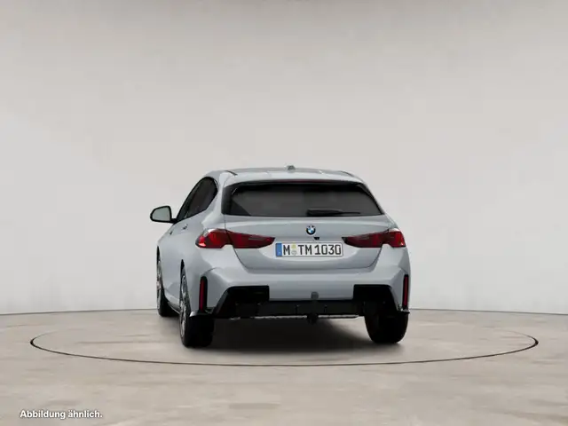 BMW 1 Series view 7