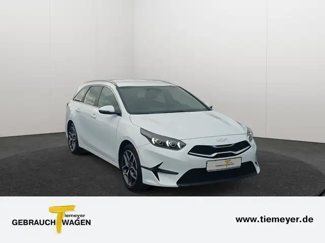 Kia Ceed view 3