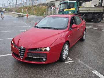 1,9 JTDM 16V Distinctive