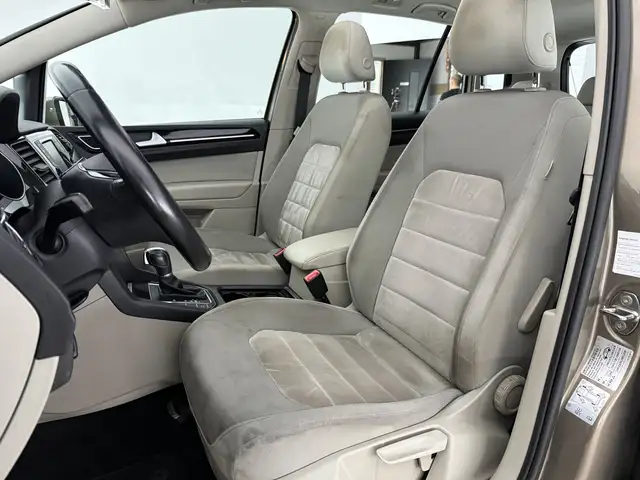 Volkswagen Golf Sportsvan view 15