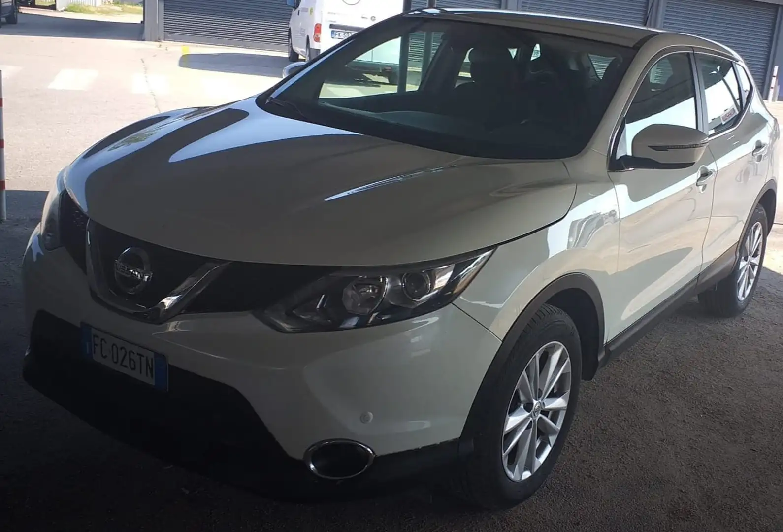Nissan Qashqai 1.5 dci Acenta 110cv E6 Bianco - 2