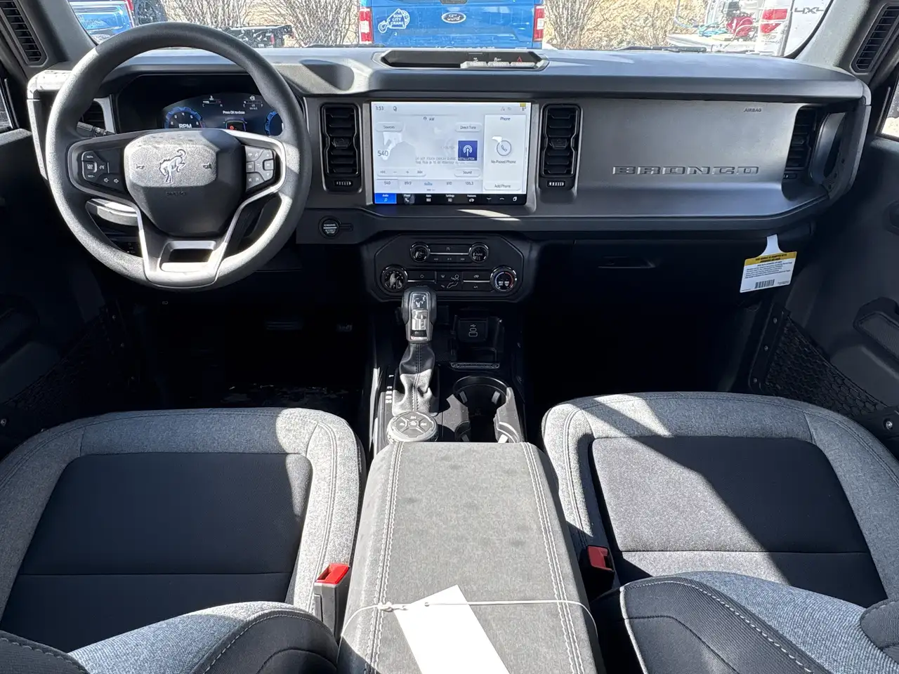 Ford Bronco снимка Ford Bronco