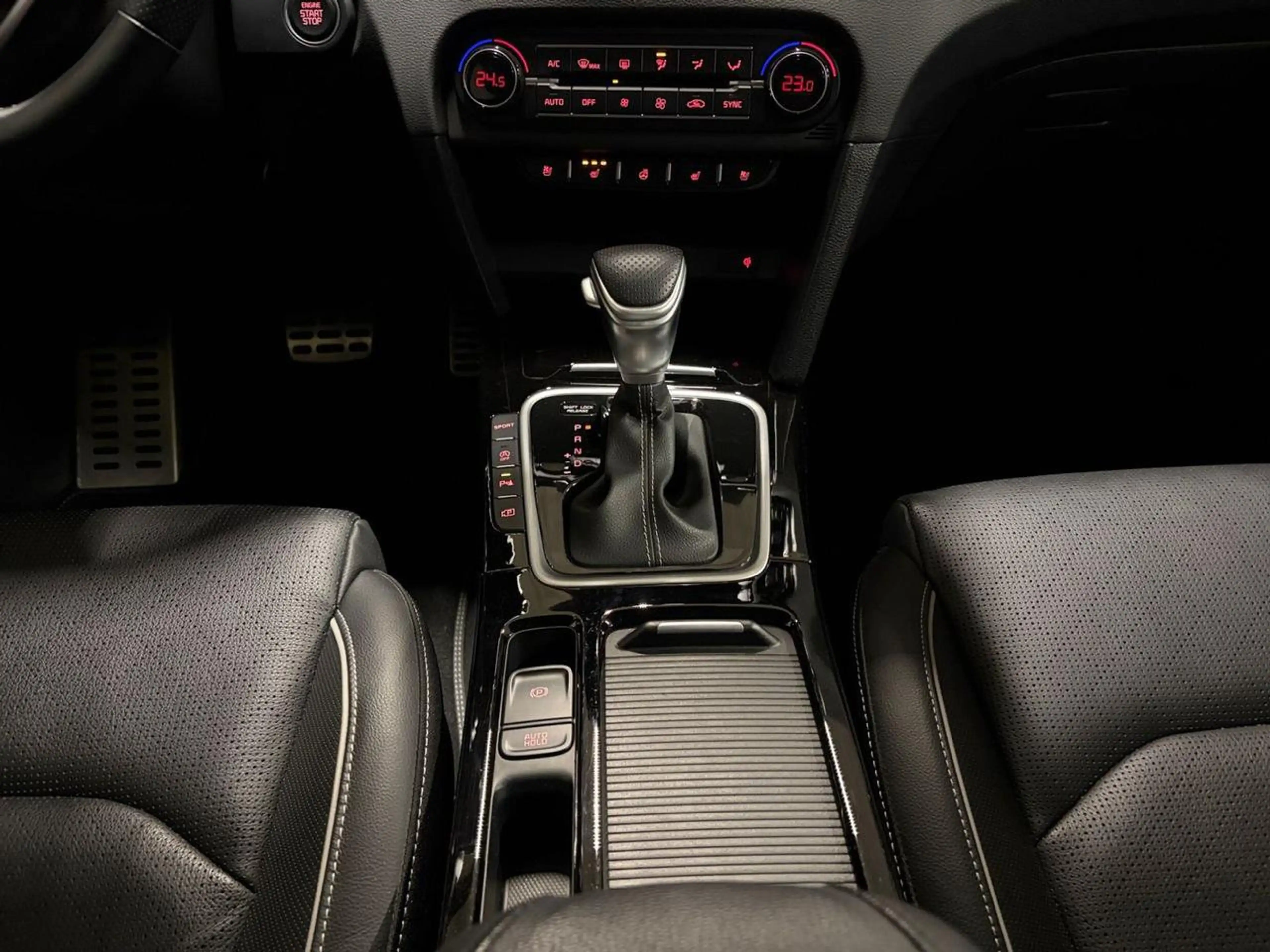 Kia Ceed / cee'd GT LINE 1.5ISG Auto *LED*TOIT OUVRANT* — photo 14