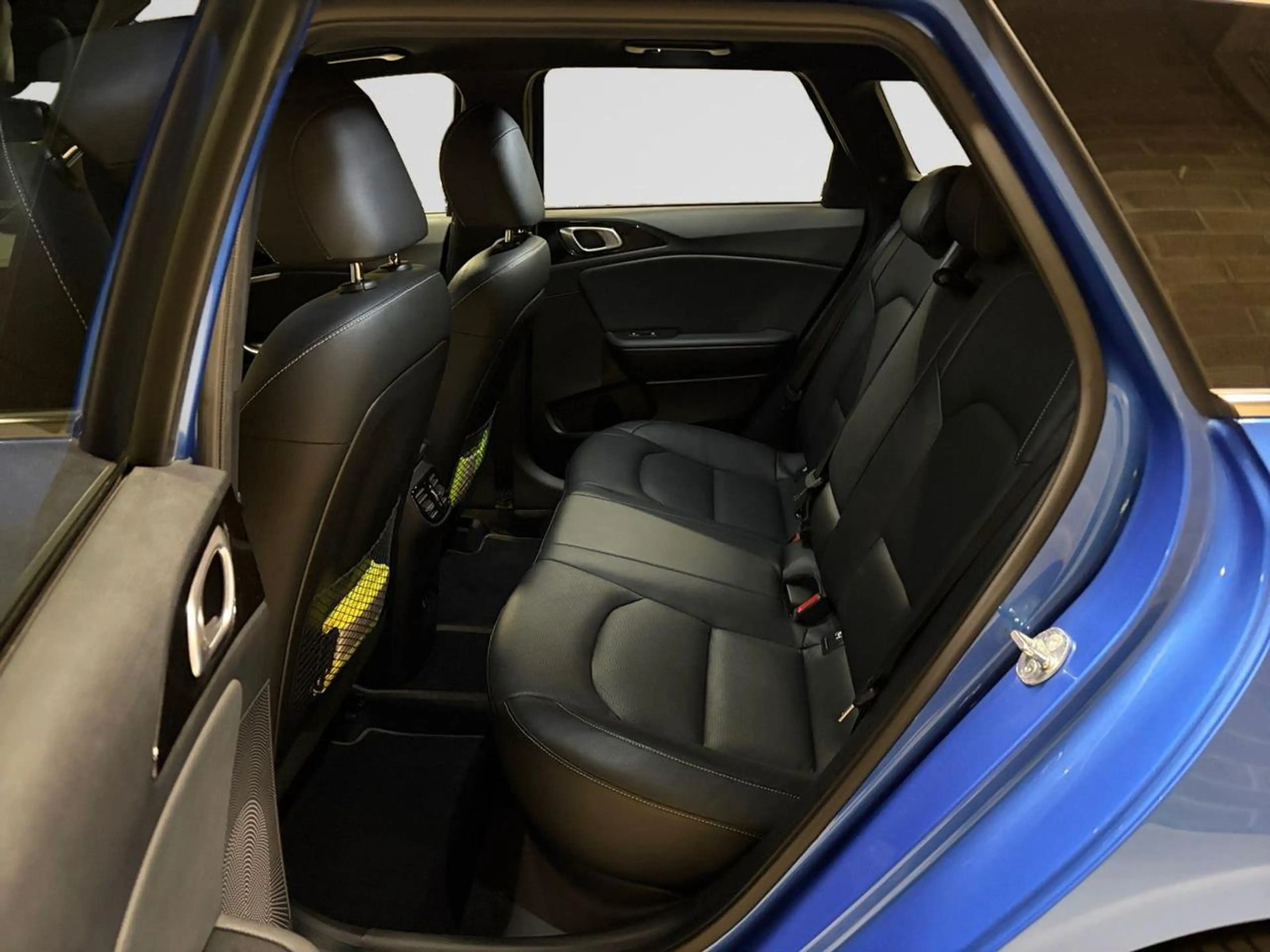 Kia Ceed / cee'd GT LINE 1.5ISG Auto *LED*TOIT OUVRANT* — photo 6