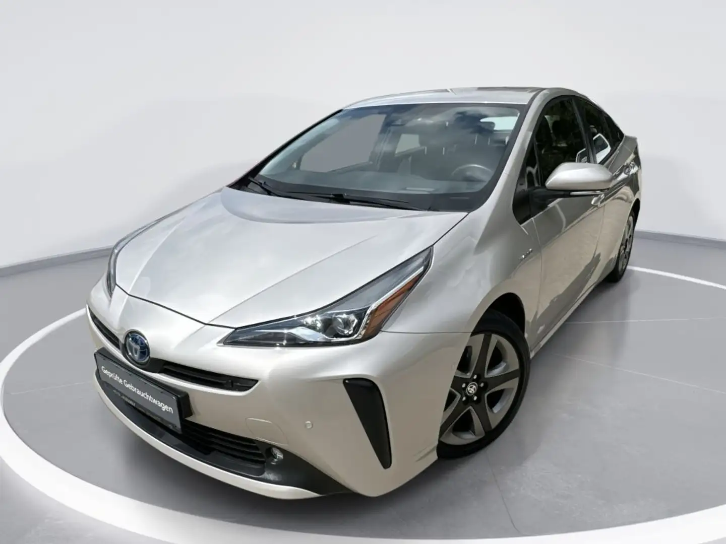 Toyota Prius Hybrid 1.8 Comfort Navi PDC LED ACC HUD Brons - 1