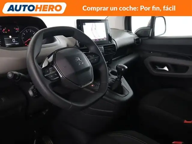 Peugeot Rifter view 12