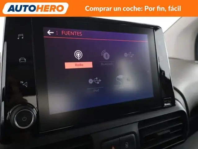 Peugeot Rifter view 23
