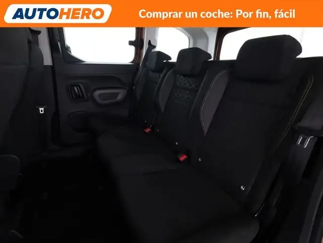 Peugeot Rifter view 15
