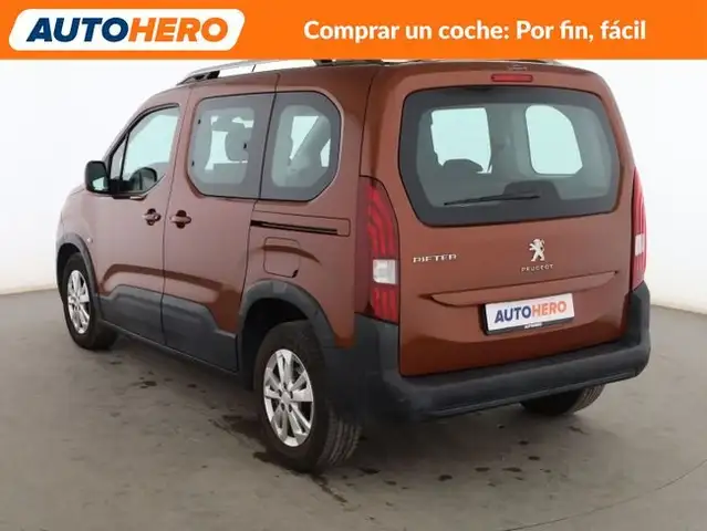 Peugeot Rifter view 4