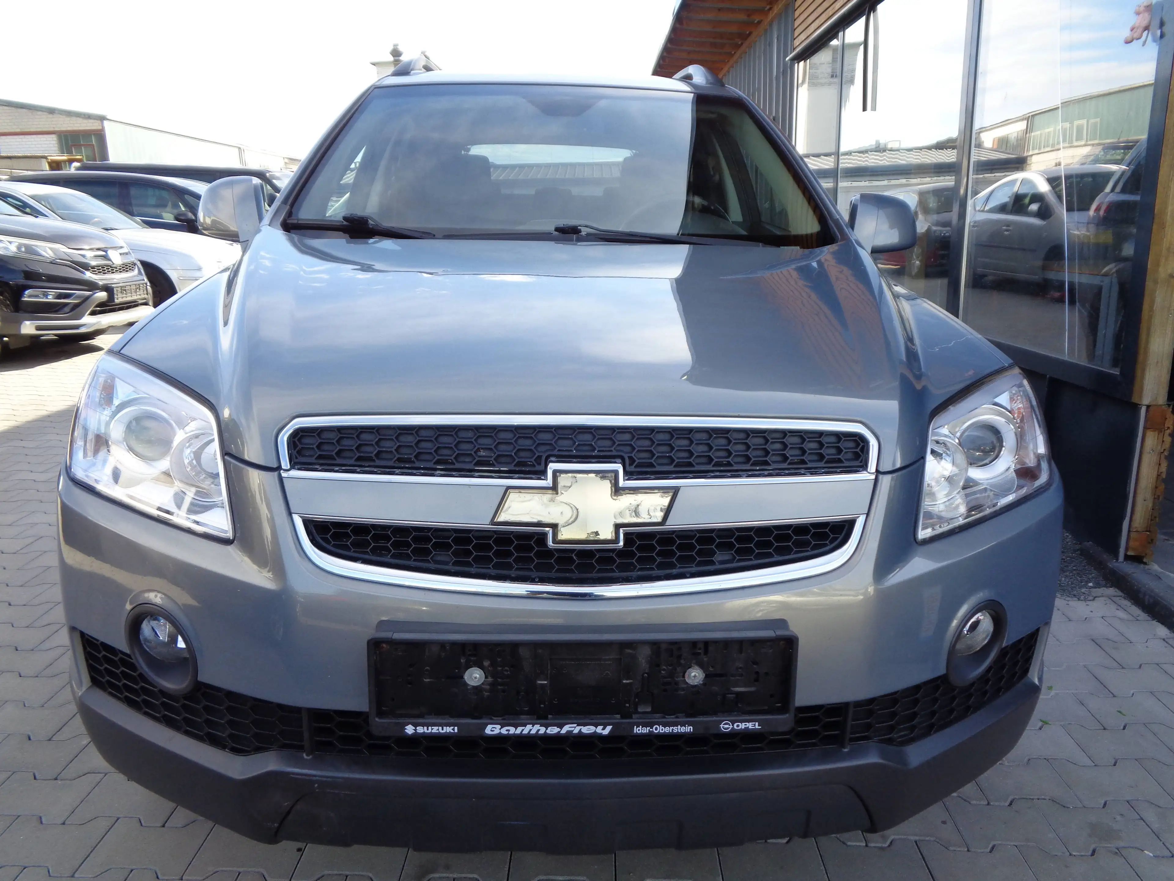 Chevrolet Captiva 2.0 D LT 4WD*1.Hand*Teilleder*Navi*Klimaautomatik*Pdc* — photo 4