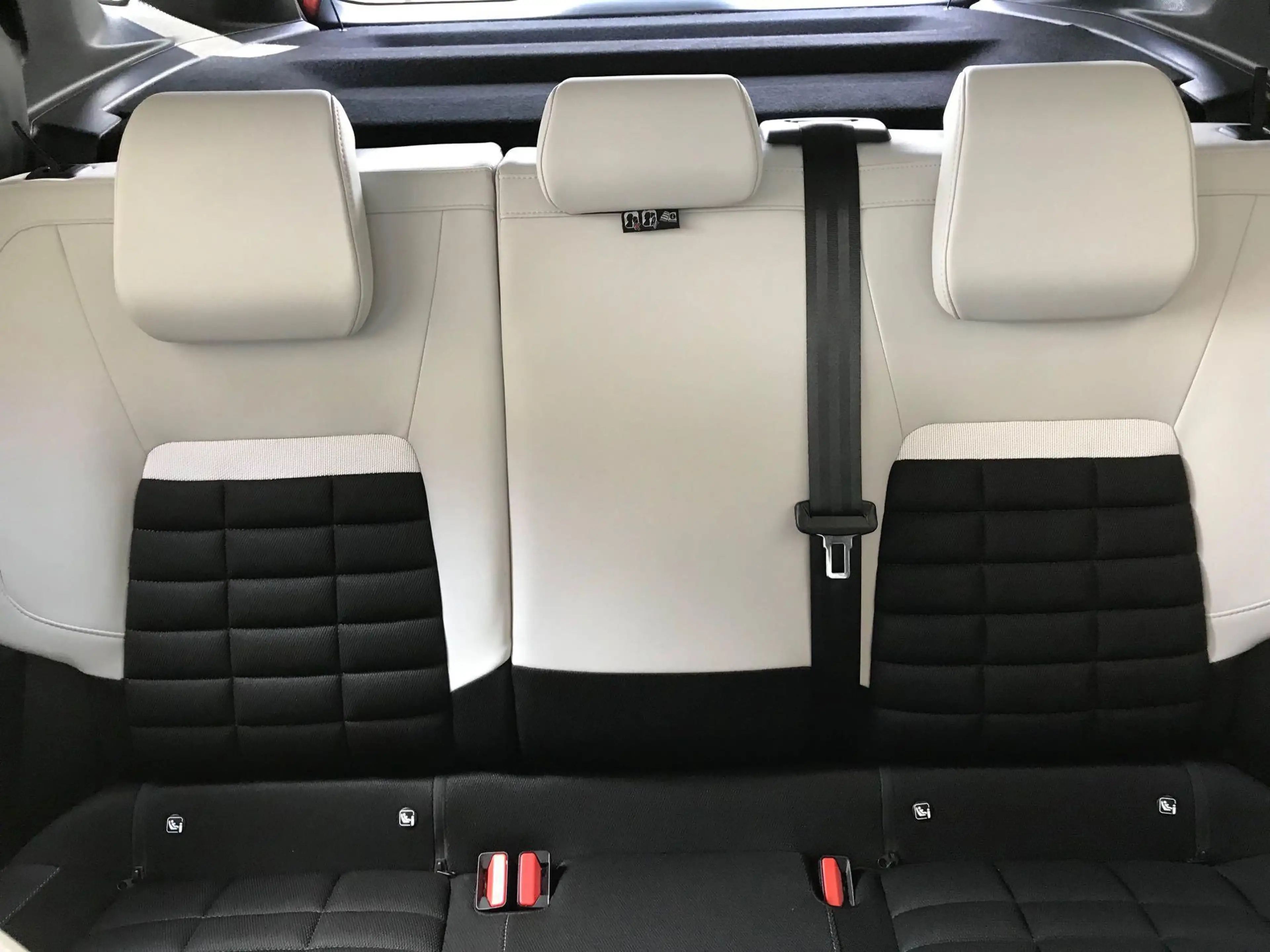 Citroen C3 Aircross 1.2 Hybrid 145pk Max Stoelverwarming, Stuurverwarm — photo 11