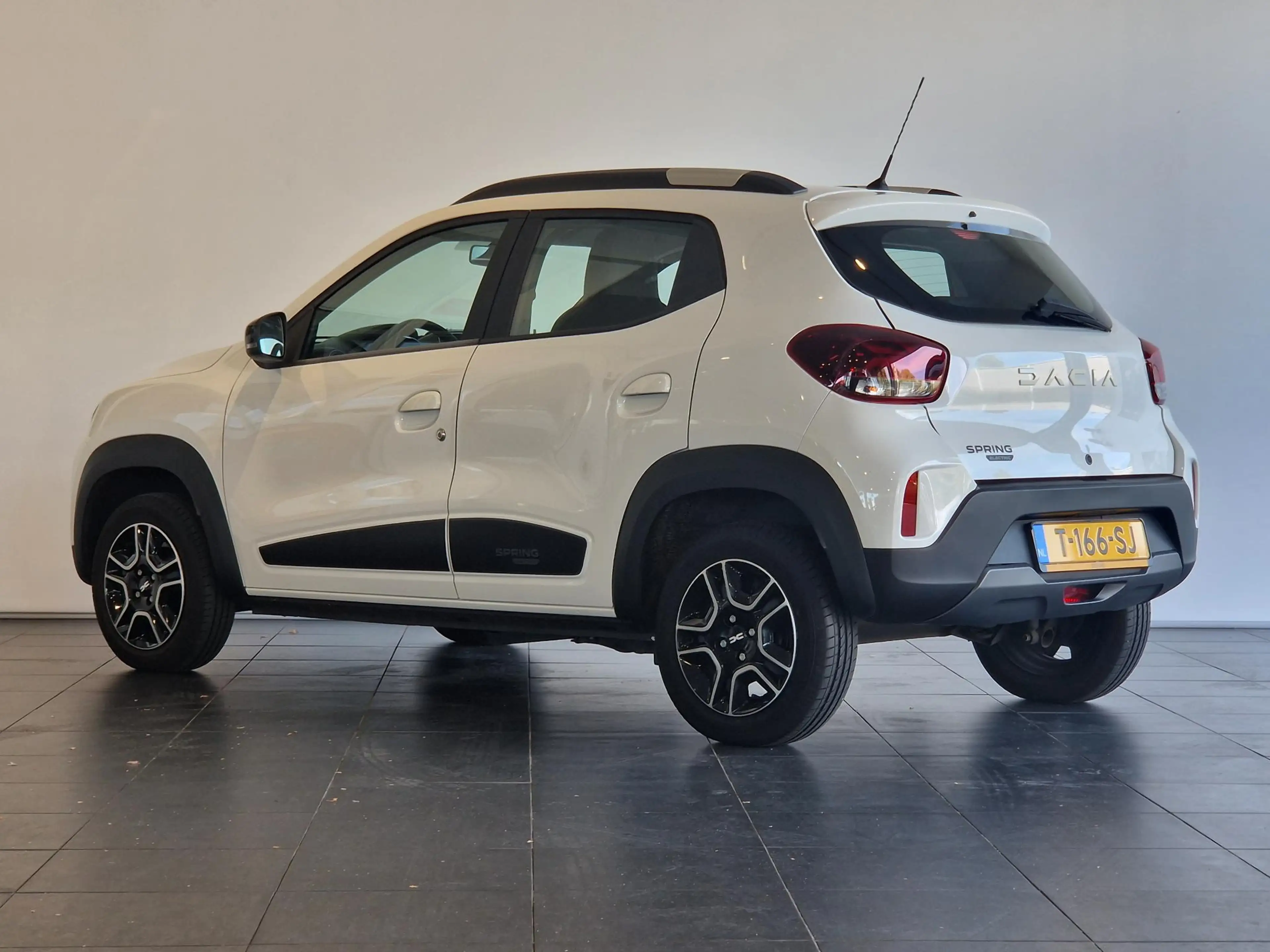 Dacia Spring Essential 27 kWh | 1E EIGENAAR/DEALER ONDERHOUDEN — photo 6