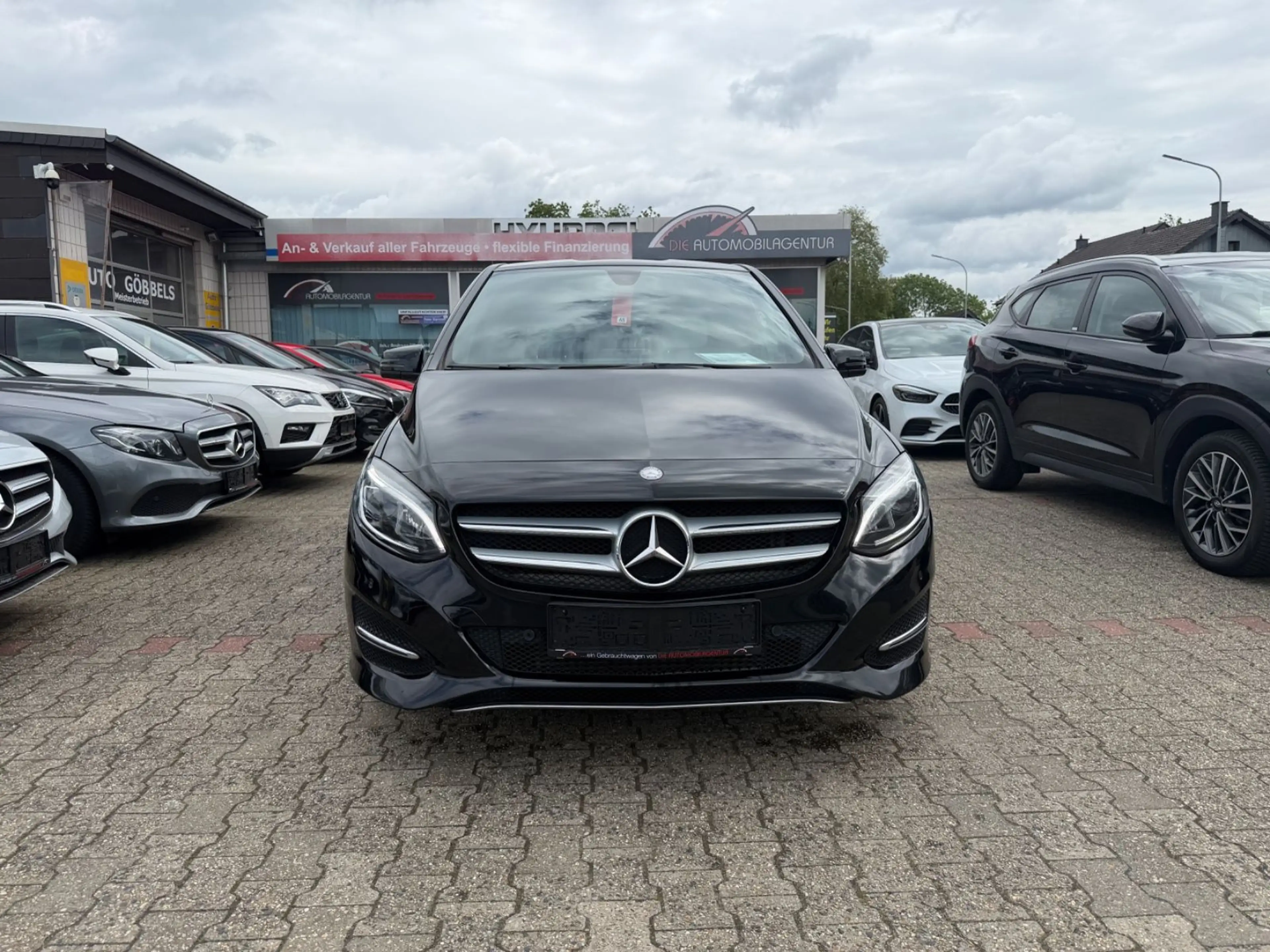 Mercedes-Benz B 220 CDI 4Matic SPORTPAK Sitzhz Navi LED PDC — photo 2