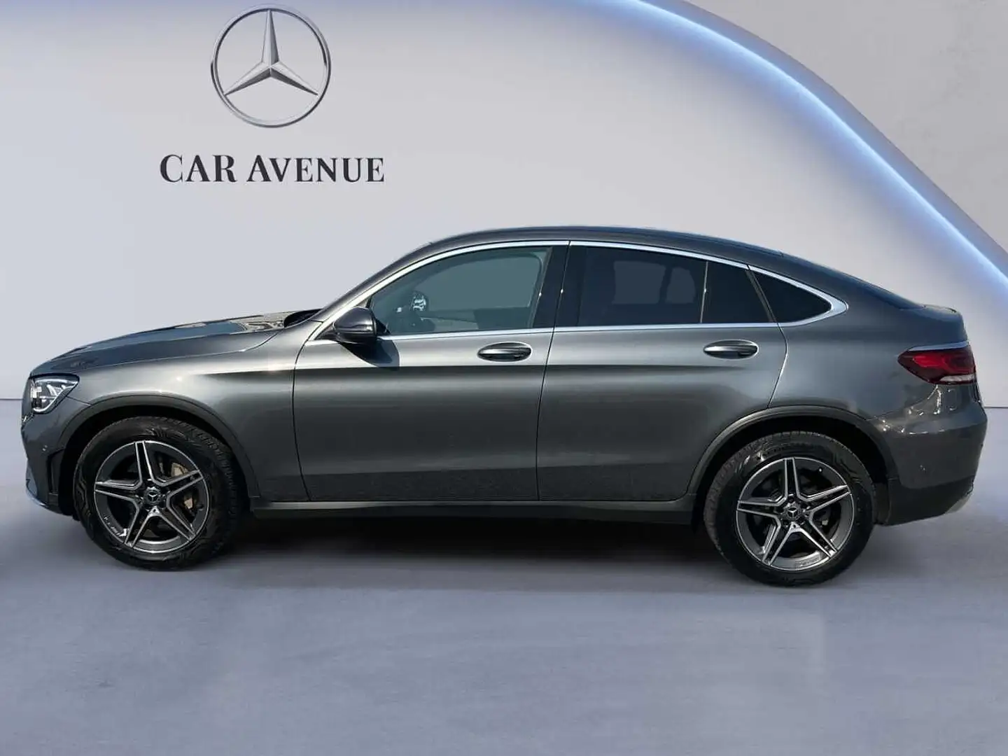 Mercedes-Benz GLC 220 d 4MATIC Coupé AMG Line Šedá - 2