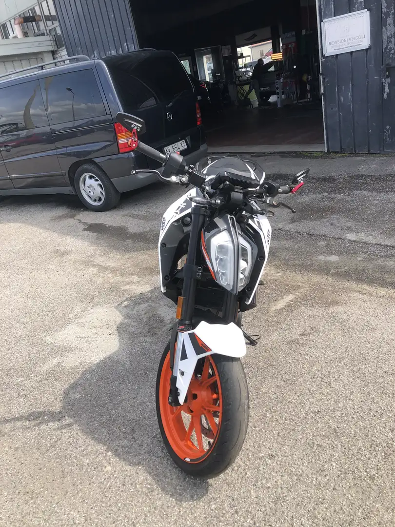 KTM 390 Duke duke abs - 2