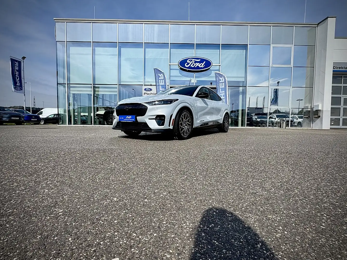 Ford Mustang Mach-E GT Elektro Extended Range Blanco - 1