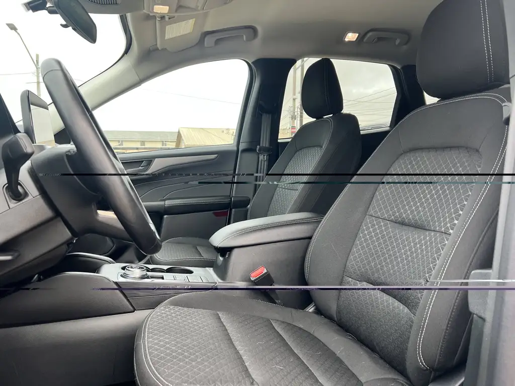 2025 Ford Escape Active | Heated Steering Wheel | Remote Start | Re — photo 8