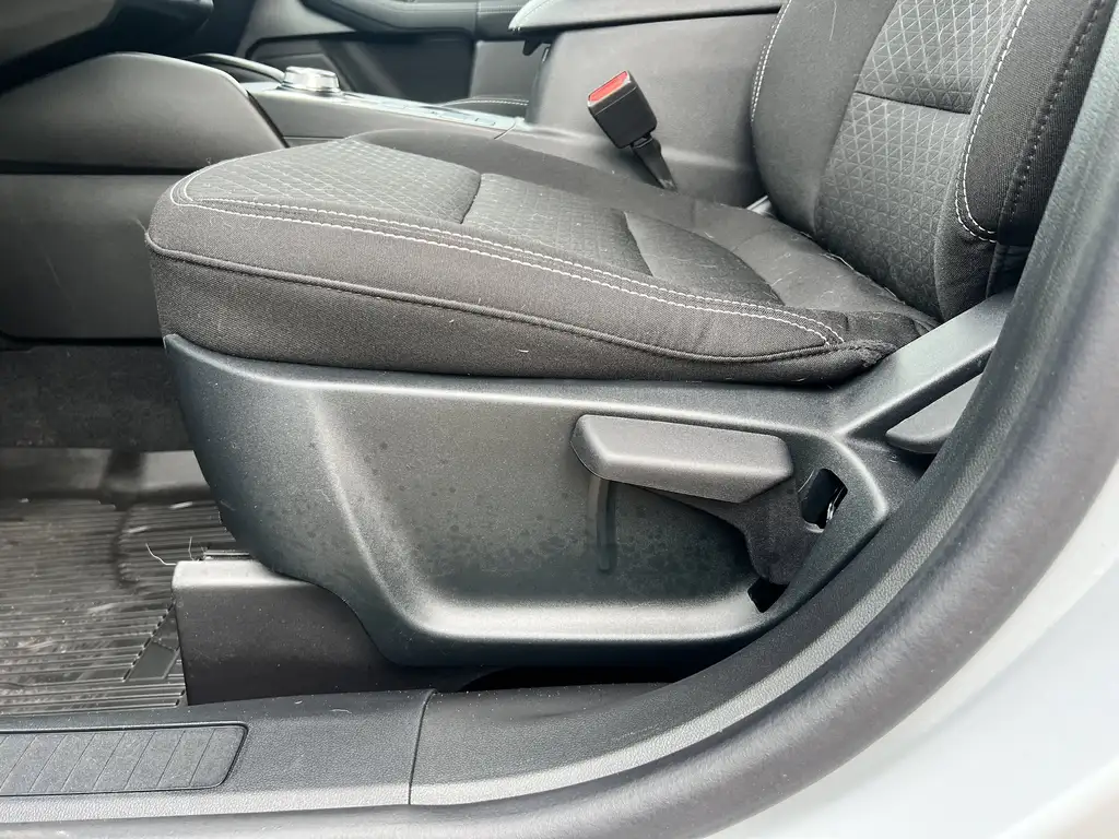 2025 Ford Escape Active | Heated Steering Wheel | Remote Start | Re — photo 7