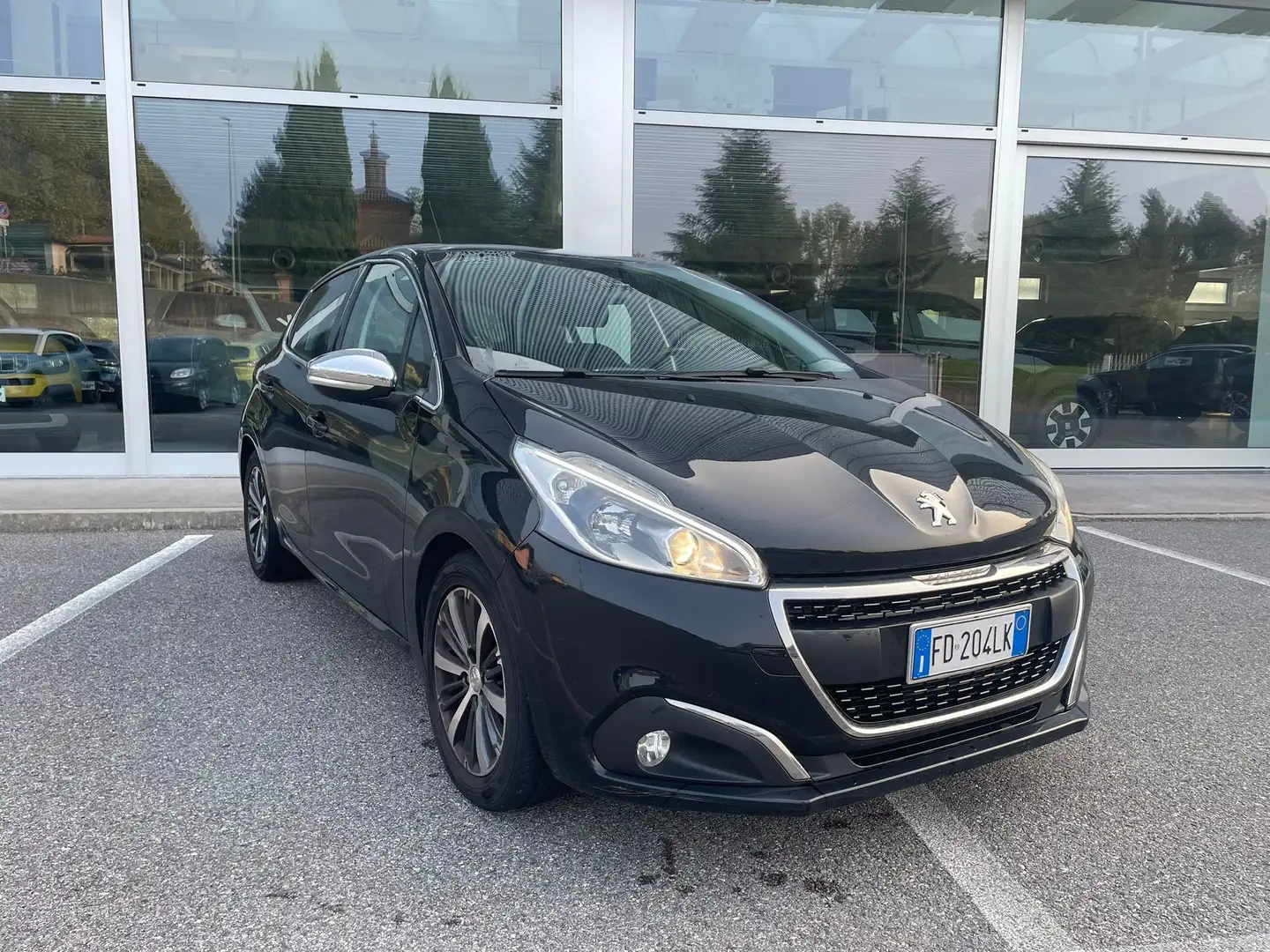 Peugeot 208 1.6 BlueHDi Allure 75Cv 5p E6 Nero - 1