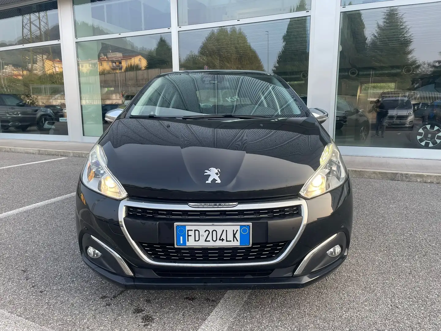 Peugeot 208 1.6 BlueHDi Allure 75Cv 5p E6 Noir - 2