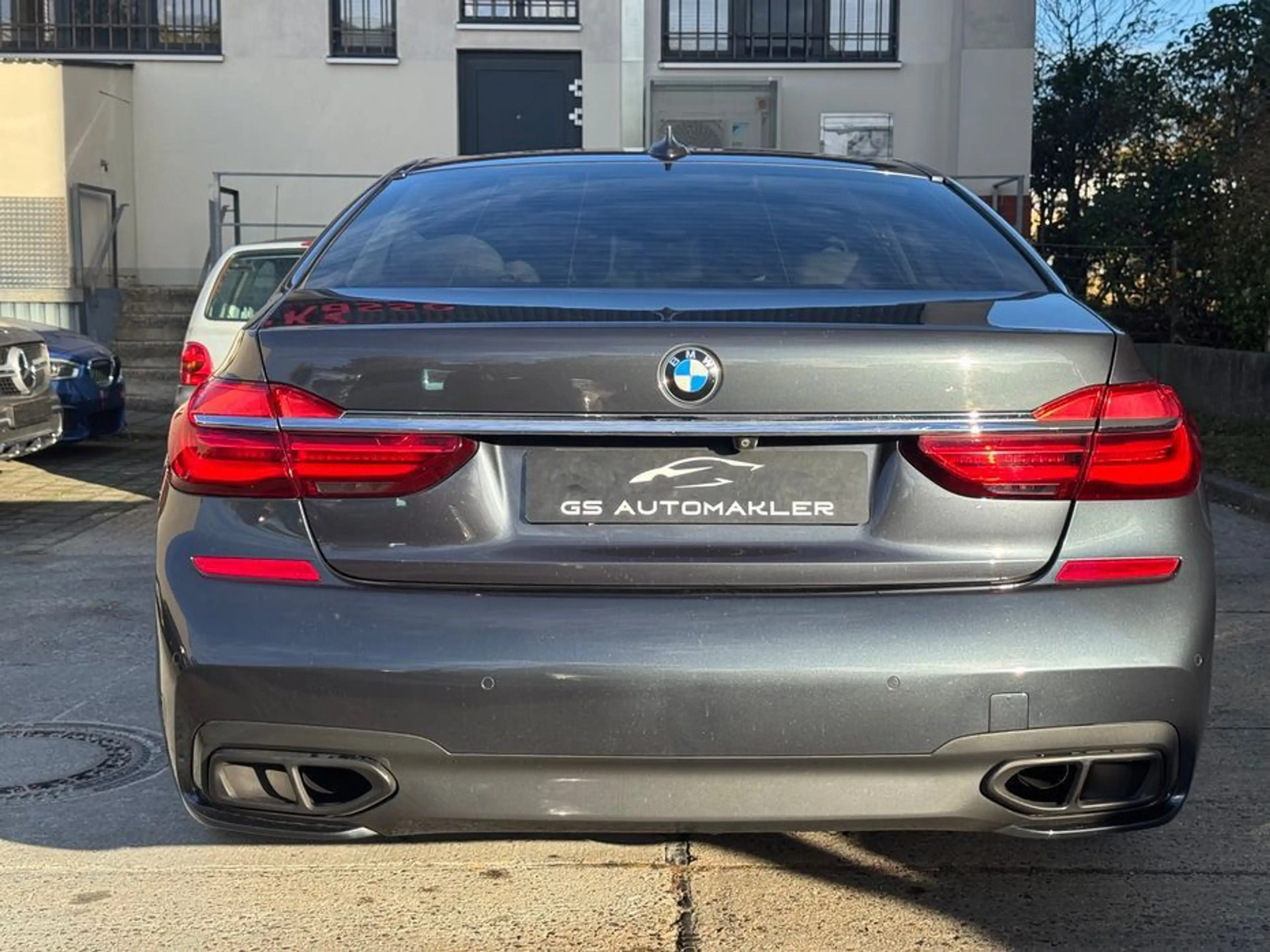 BMW 730 d xDrive Schiebedach ACC Kamera 360 Leder — photo 4