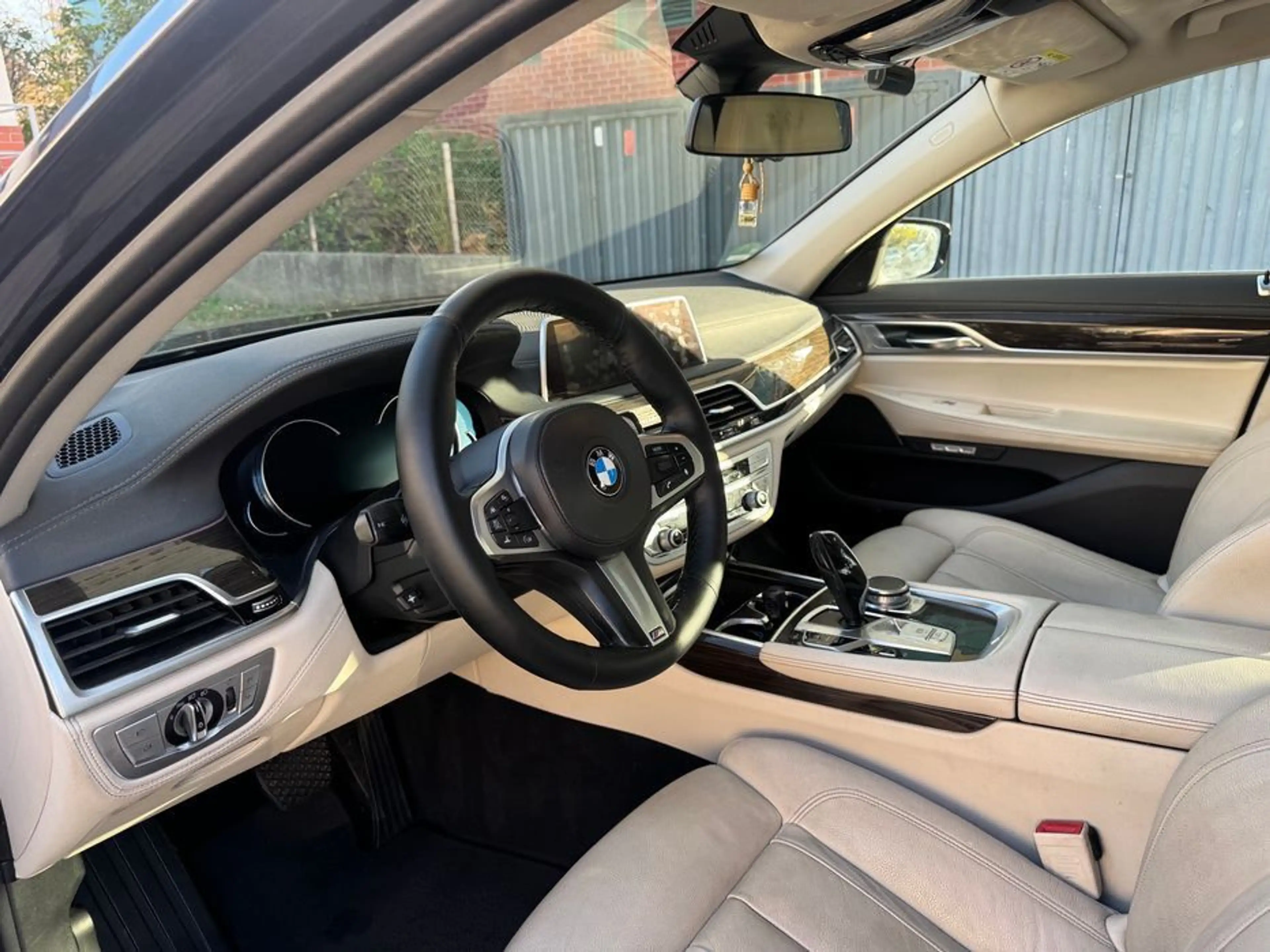 BMW 730 d xDrive Schiebedach ACC Kamera 360 Leder — photo 9