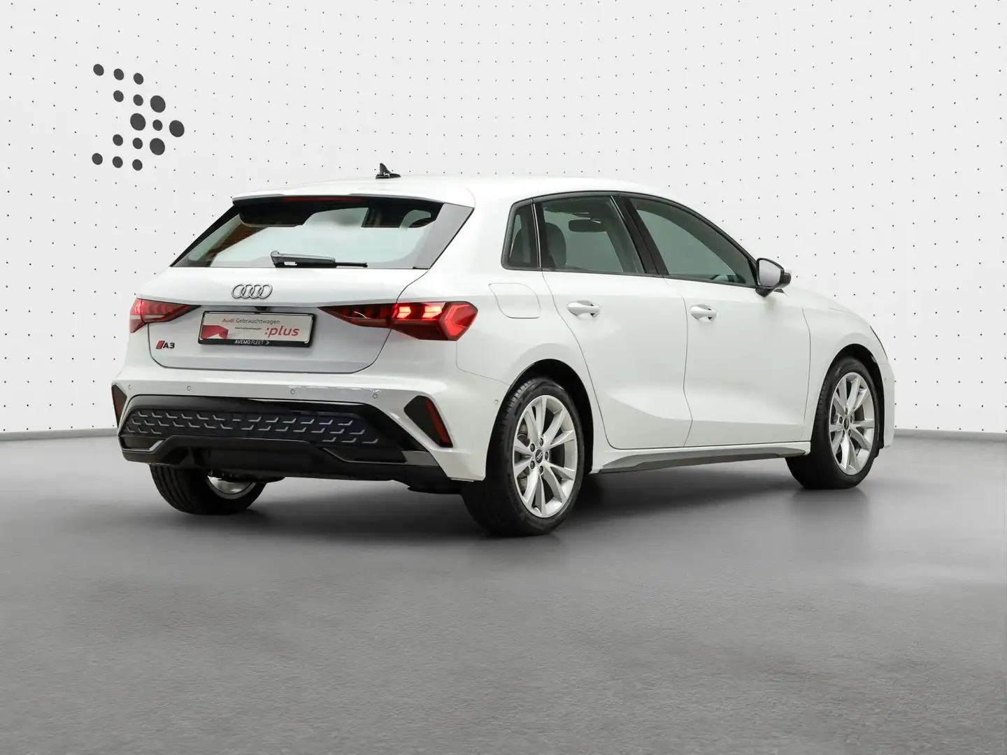 Audi A3 S line 35 TFSI Assist*Business Weiß - 2