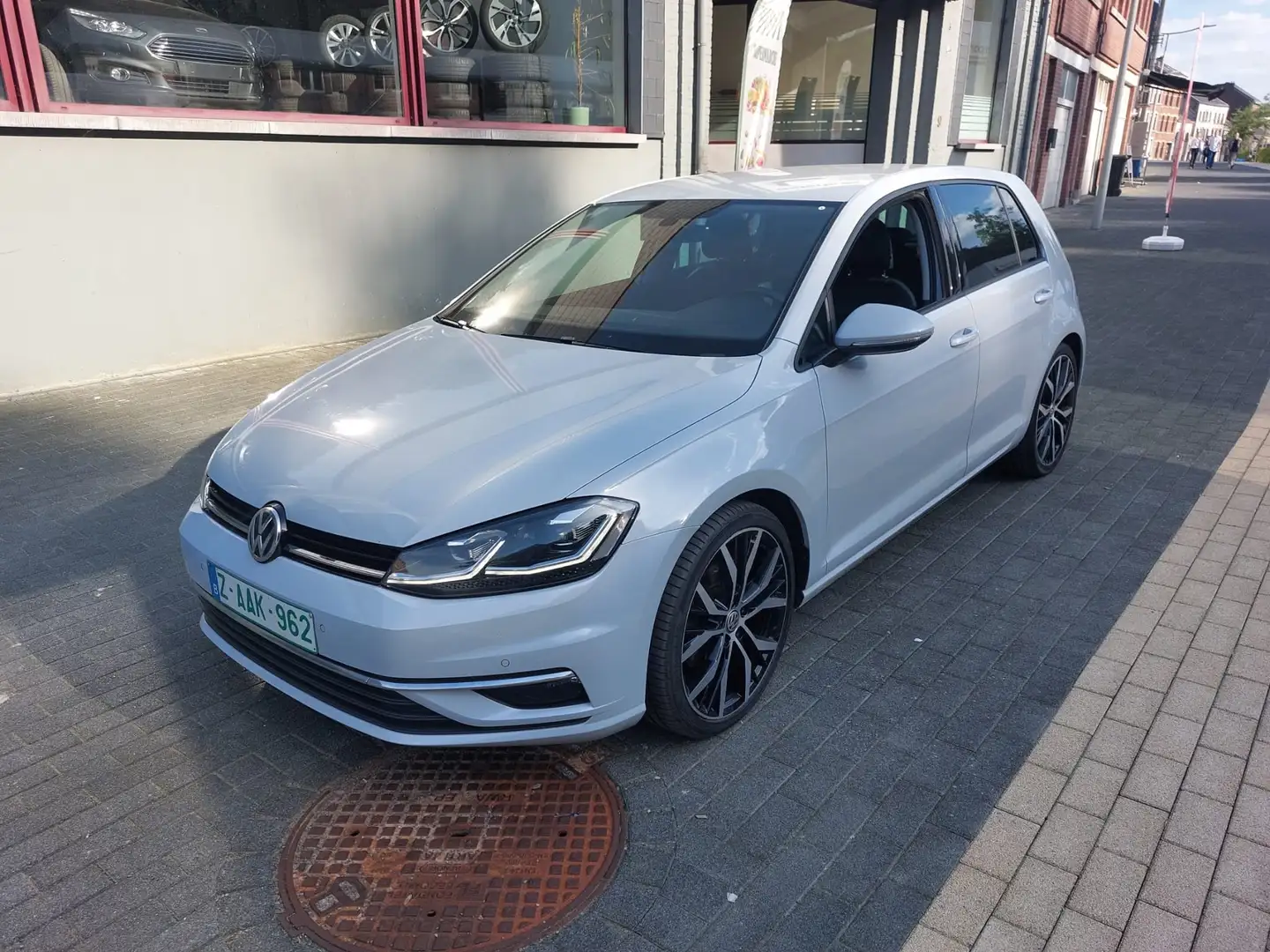 Volkswagen Golf 1.5 TSI EVO BMT HIGHLINE DSG7 COCKPIT VIRTUAL Wit - 1