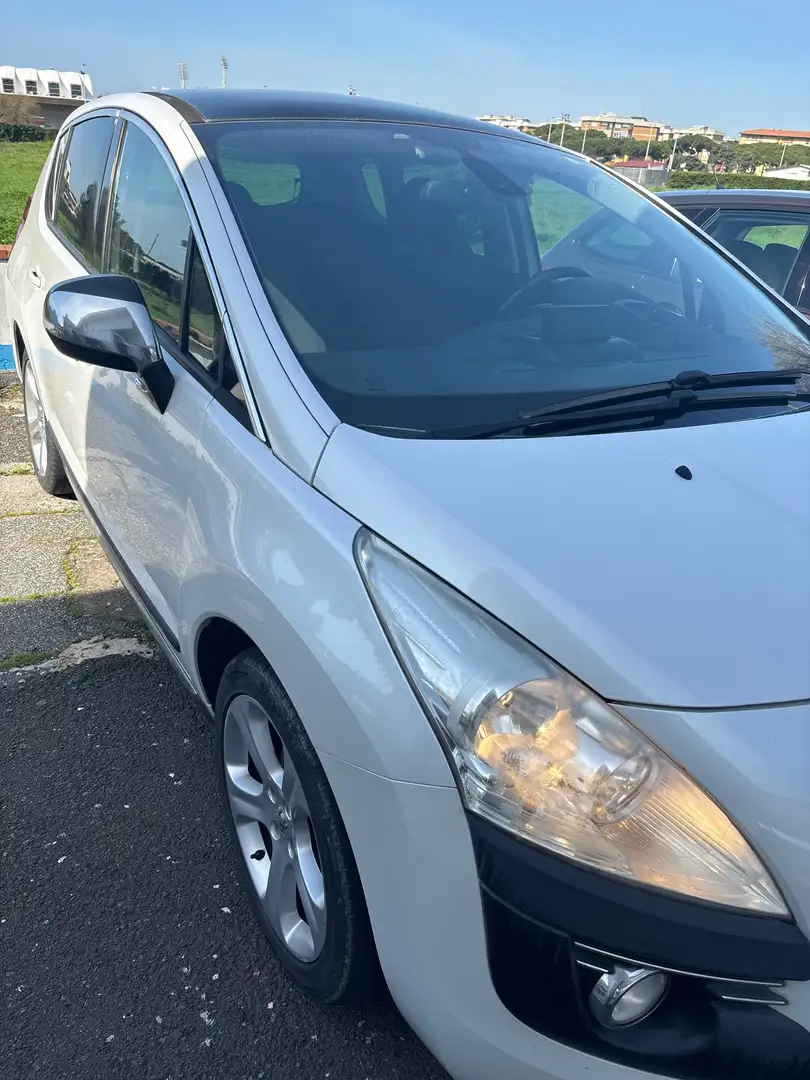 Peugeot 3008 2.0 hdi 16v Outdoor Bianco - 1