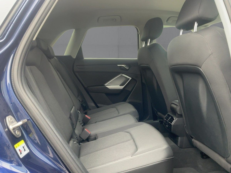 Audi Q3 35 TFSI S-TR ADVANCED PDC+ACC+SHZ+AHK+19"LM — photo 13