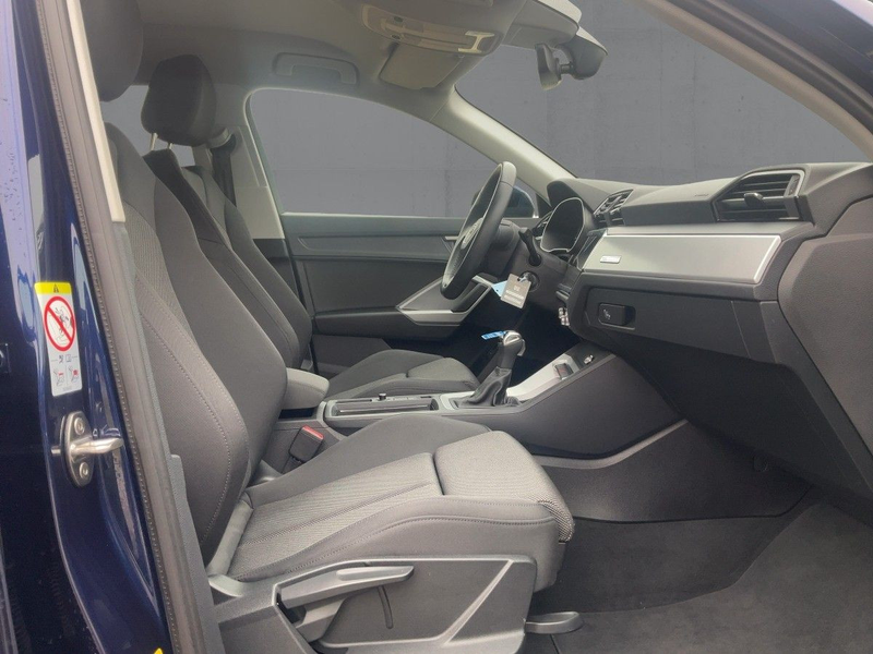 Audi Q3 35 TFSI S-TR ADVANCED PDC+ACC+SHZ+AHK+19"LM — photo 12