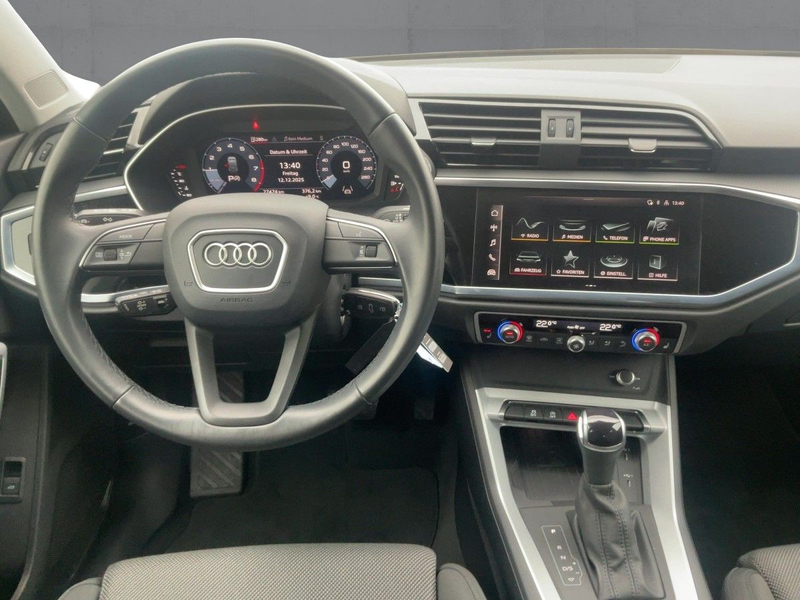Audi Q3 35 TFSI S-TR ADVANCED PDC+ACC+SHZ+AHK+19"LM — photo 9