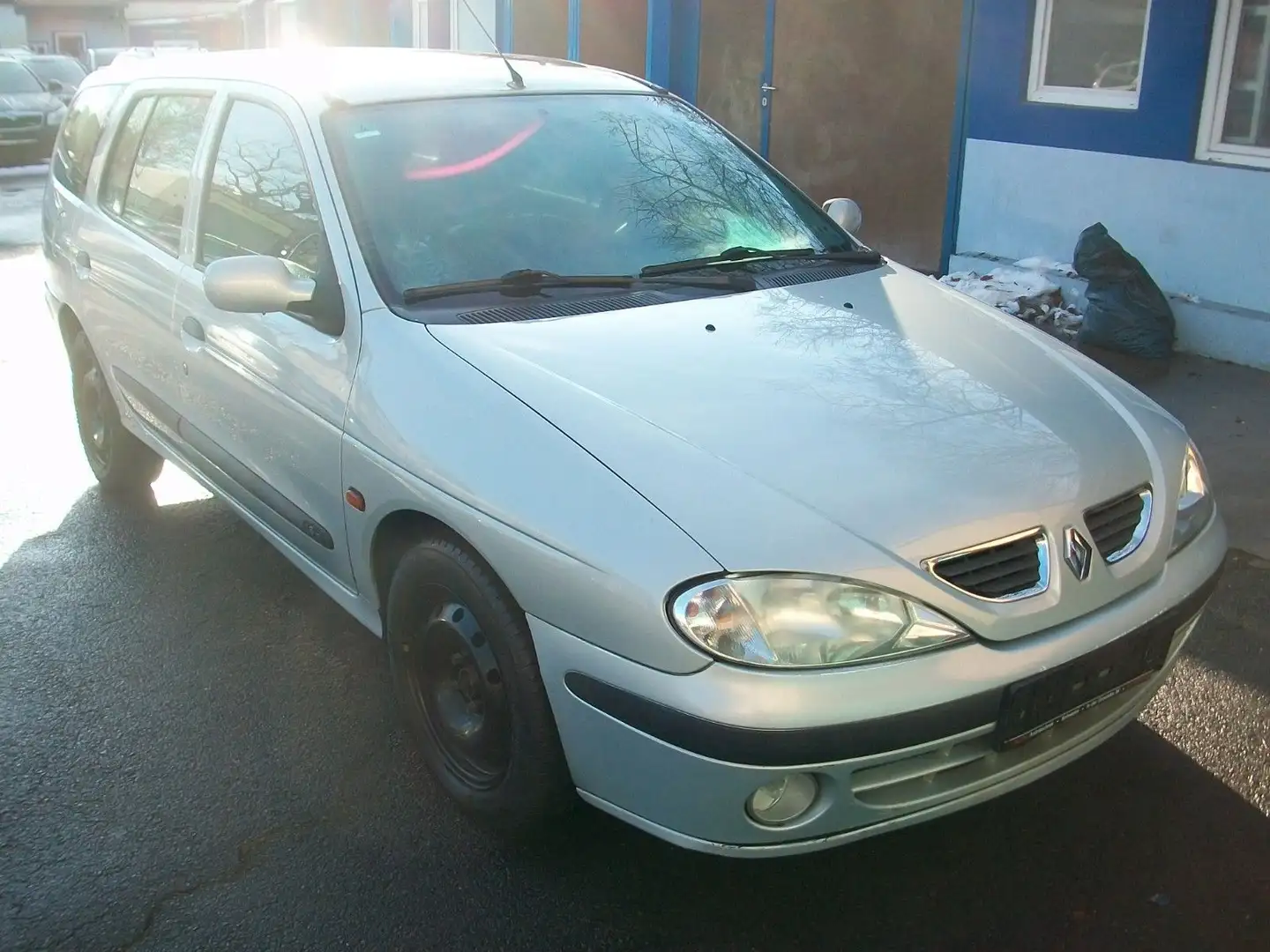 Renault Megane Grandtour 1.6 16V*Klima*Schiebedach* Silber - 2