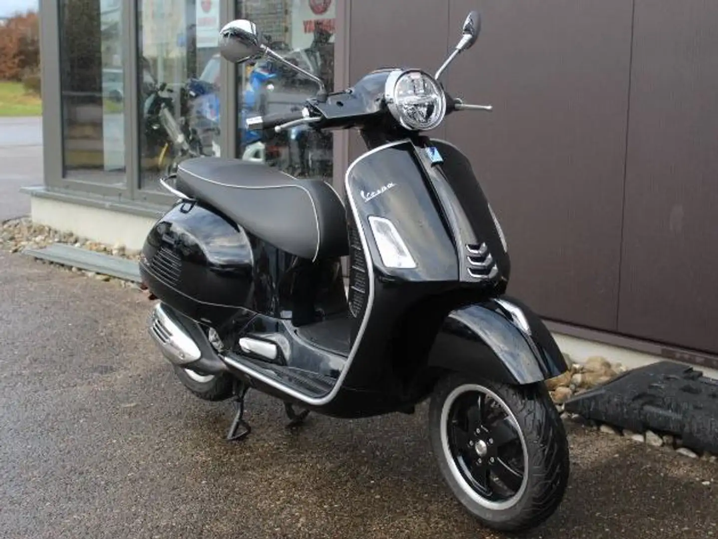 Vespa GTS Super 300 ABS *schöner Zustand* Schwarz - 1