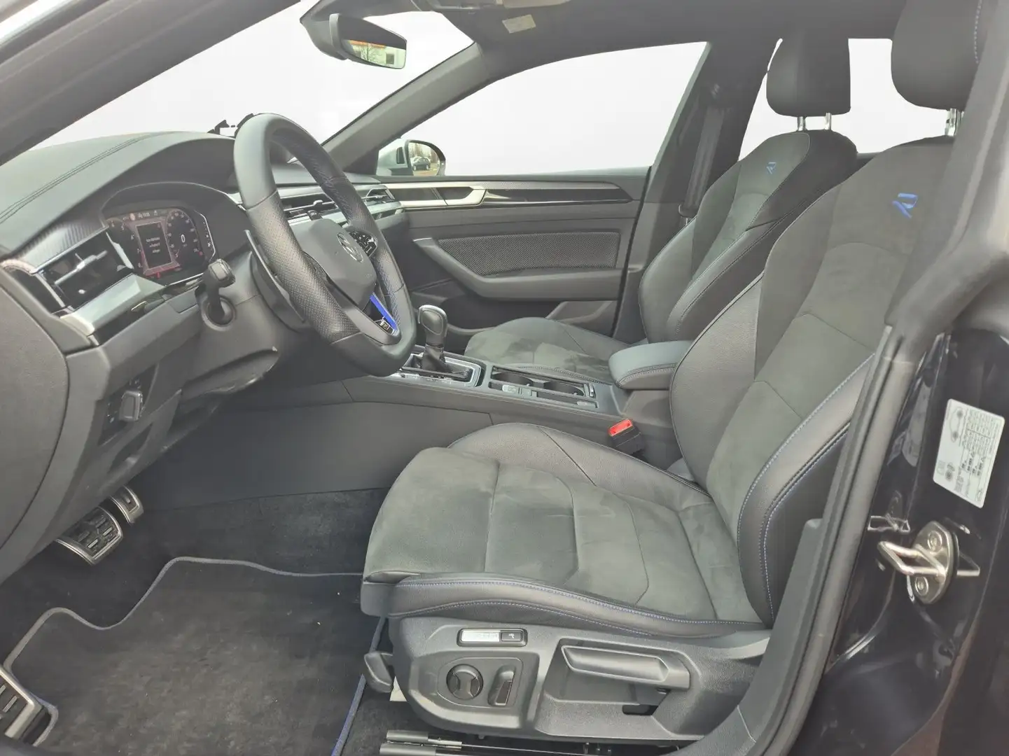 Volkswagen Arteon Arteon Shootingbrake 2.0 FSI R 4Motion Navi AHK Schwarz - 2