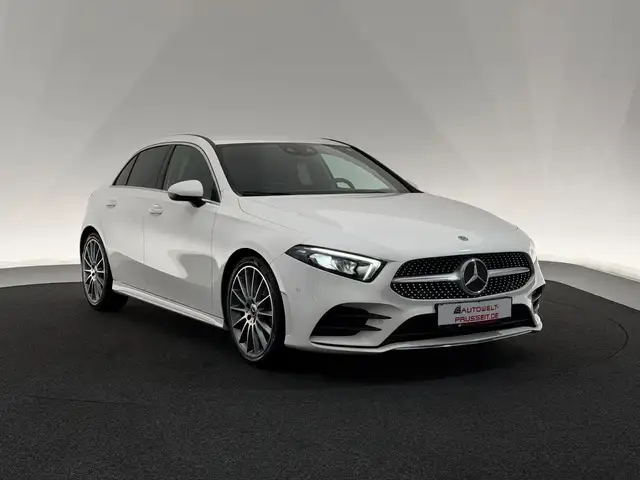 Mercedes-Benz A 180 *AMG LINE*LED SHZ AMBIENTE MBUX R.KAM 19"