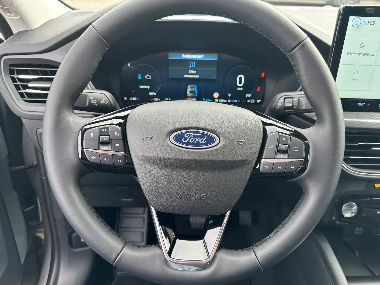 Ford Kuga 2026 — фото 11