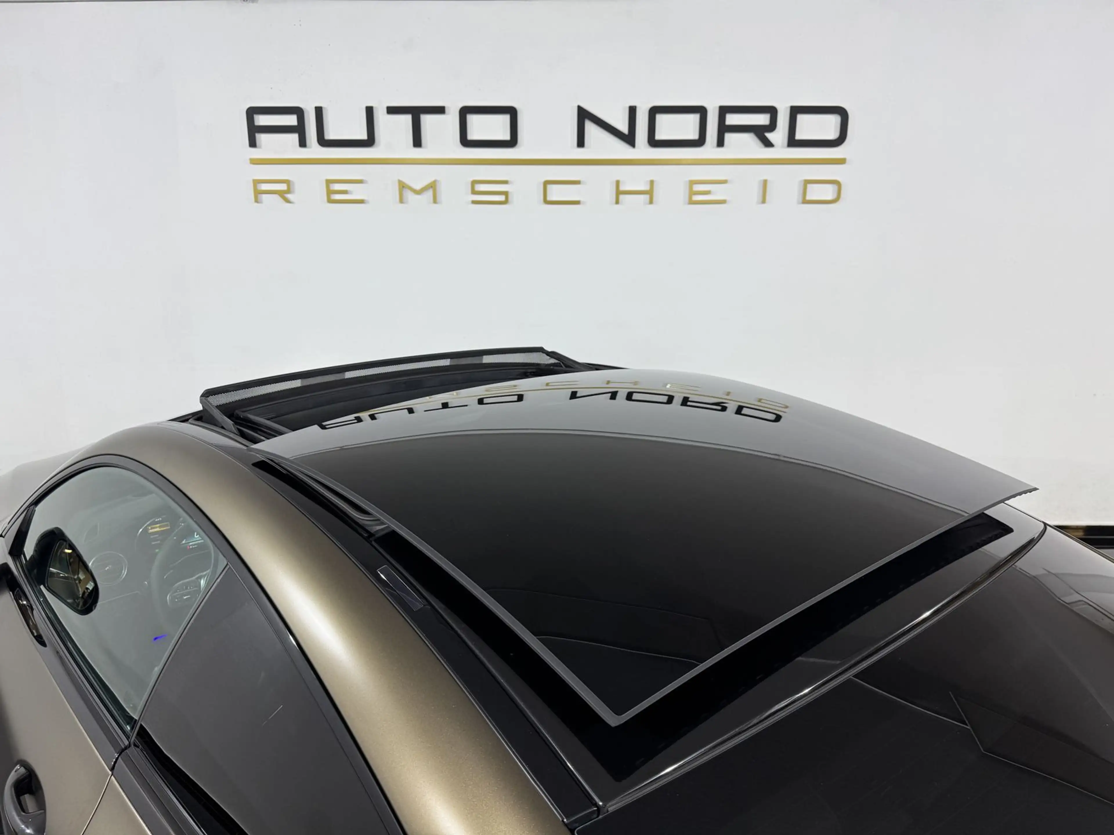 Mercedes-Benz C 63 AMG s Coupe *Pano*Schale*Kamera*Virtual* — photo 10