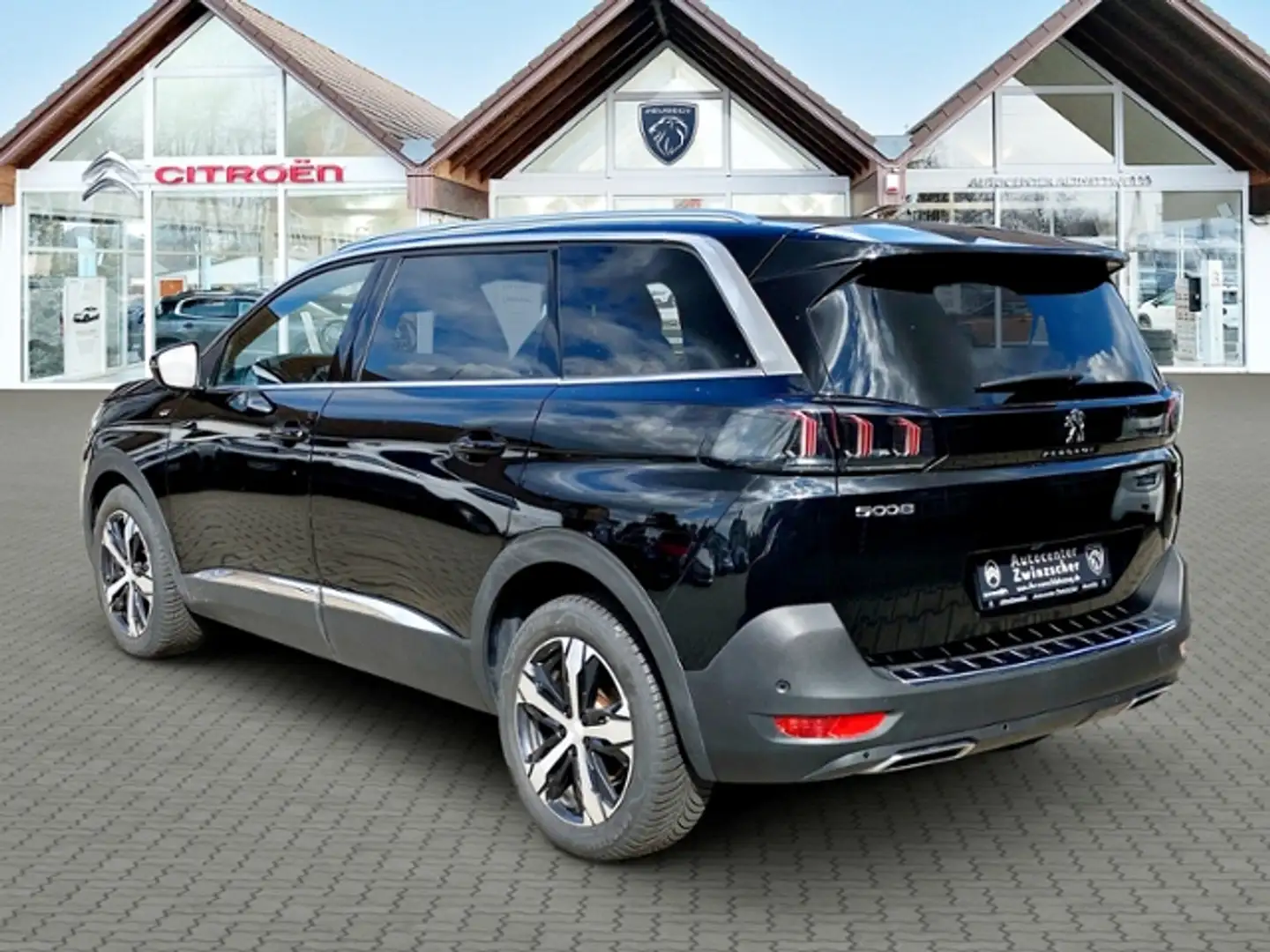 Peugeot 5008 GT Schwarz - 2