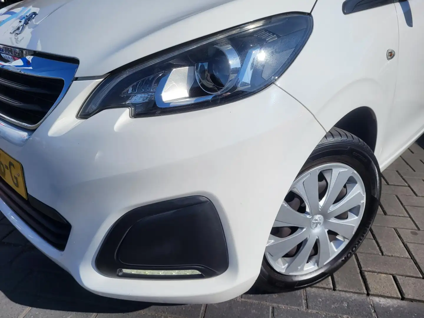 Peugeot 108 1.0 e-VTi Première | Met o.a. bluetooth telefoonvo Blanco - 2