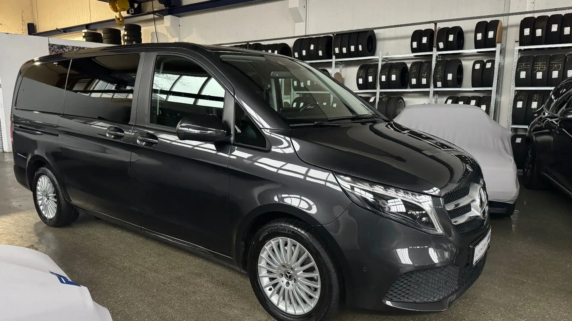 Mercedes-Benz V 220 d Aut. EDITION lang Gris - 1