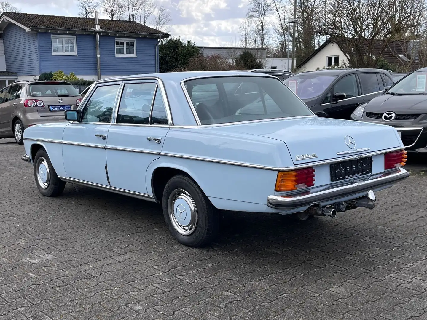 Mercedes-Benz 230 .6/8 W115 *H-Gutachten*Klima*Automatik* Синій - 2