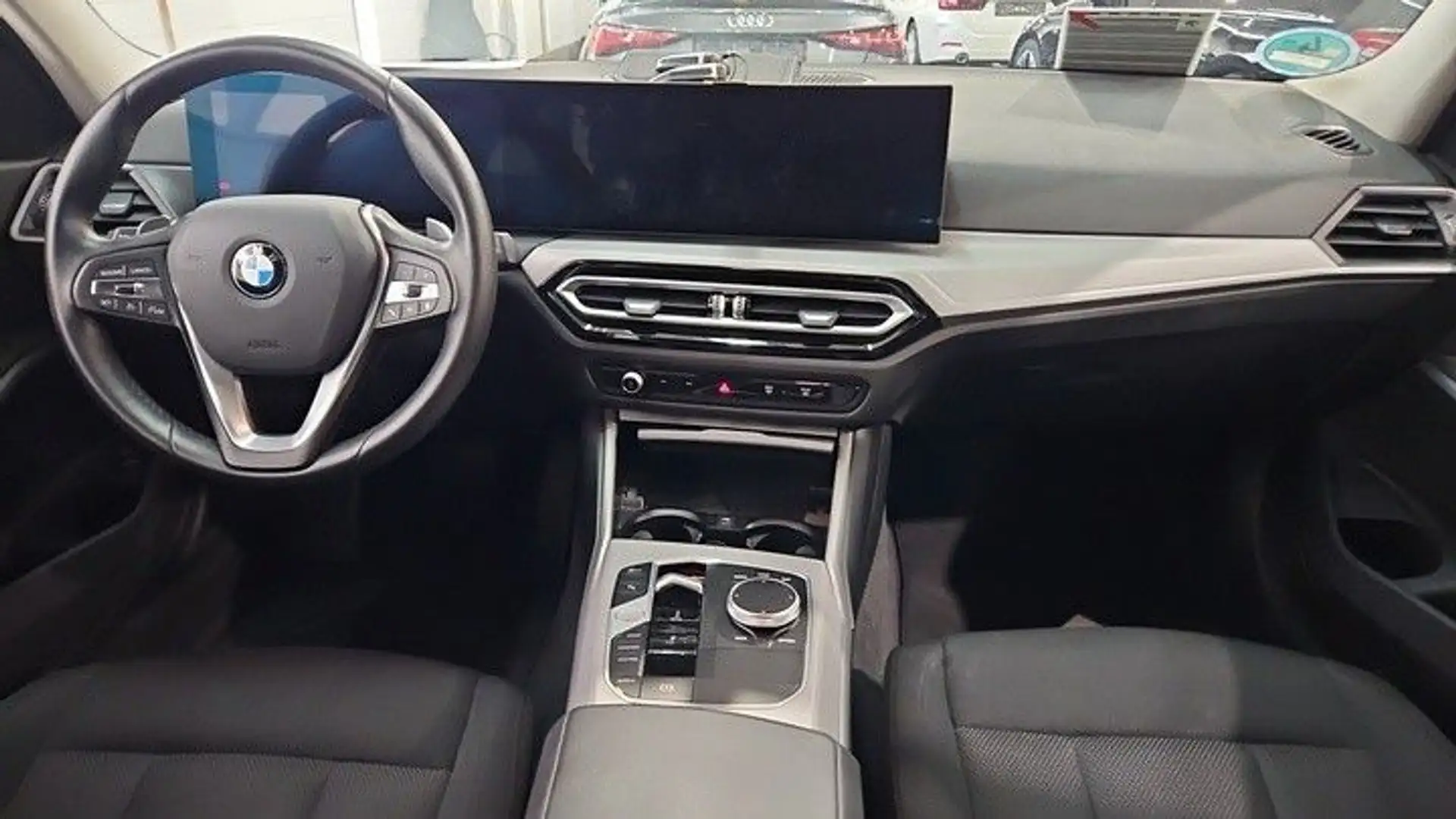 BMW 320 d CURVEDISPLAY*DRVNGASSIST*SHZ*1.HAND Gris - 2