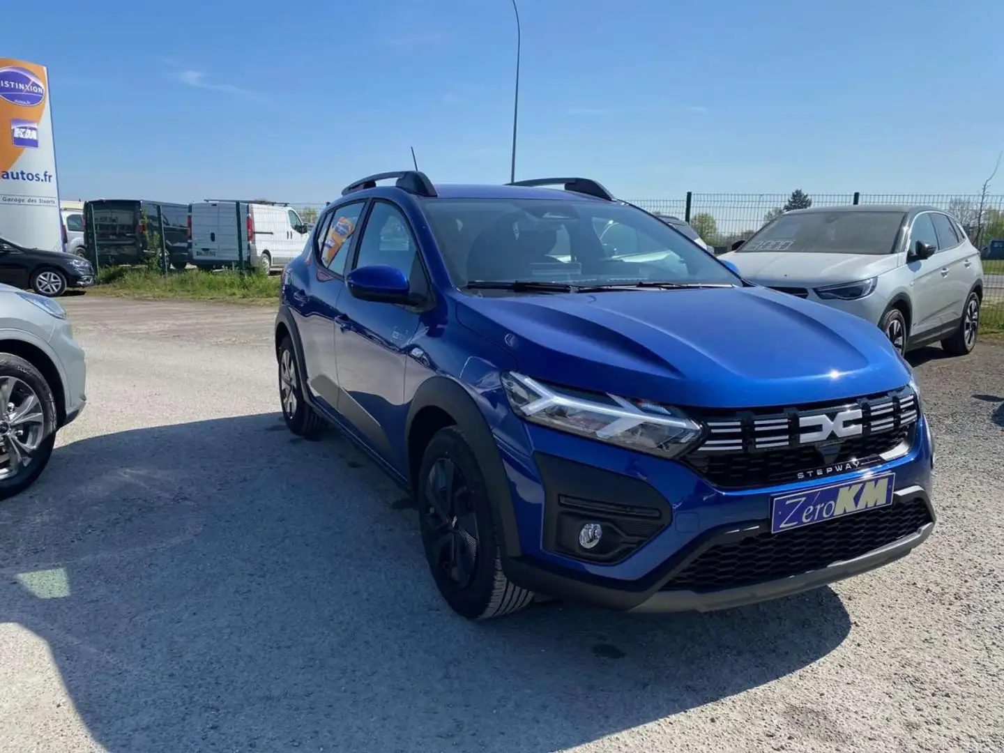 Dacia Sandero stepway 1.0 ECO-G - 100 -  Expression  GPS Azul - 2