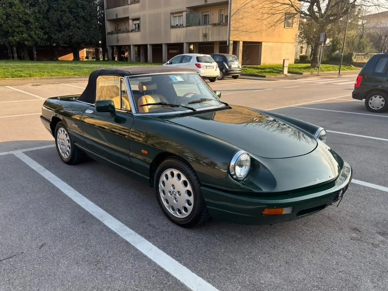 Alfa Romeo Spider 2.0 my90, foto 1